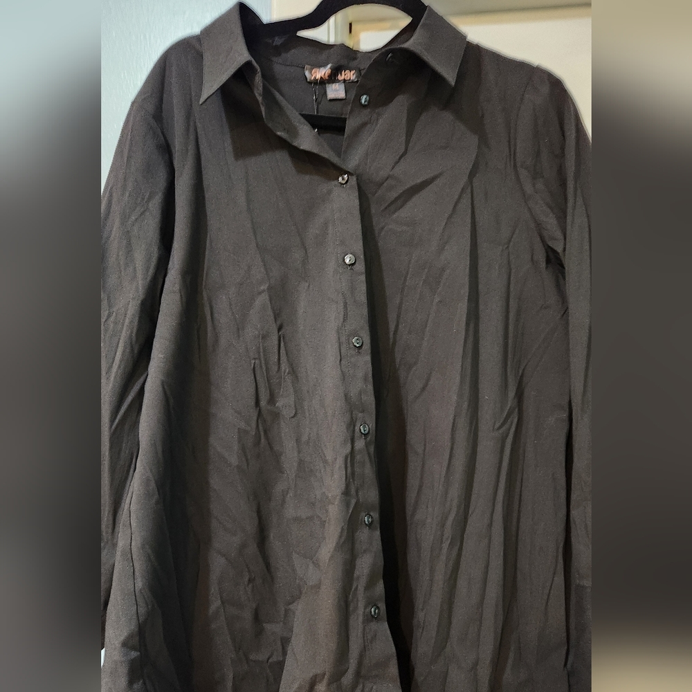 Women's Renuar Black Button-Up Shirt with a Pleated Back, size M - Picture 4 of 10